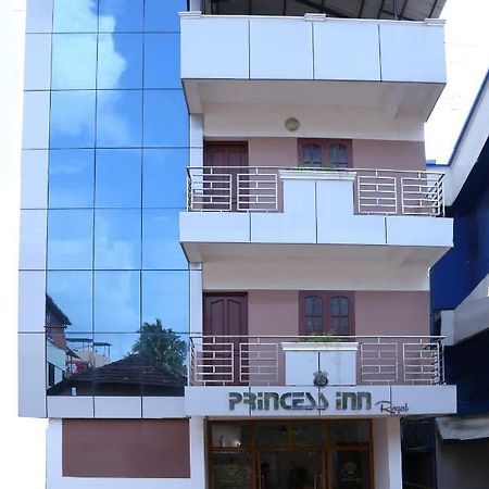 Princess Inn Royal Thiruvananthapuram ภายนอก รูปภาพ